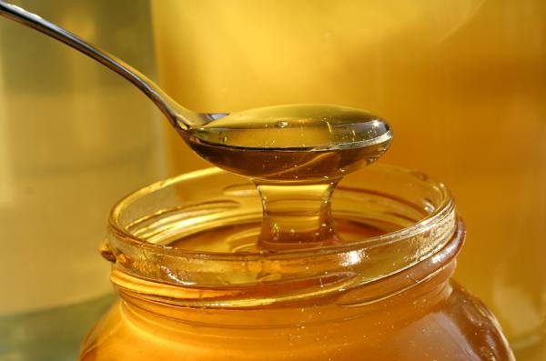 Med umesto šećera